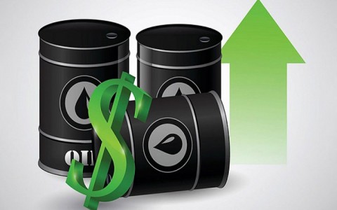 Giá xăng dầu hôm nay 5/11: Giá dầu tiếp tục tăng